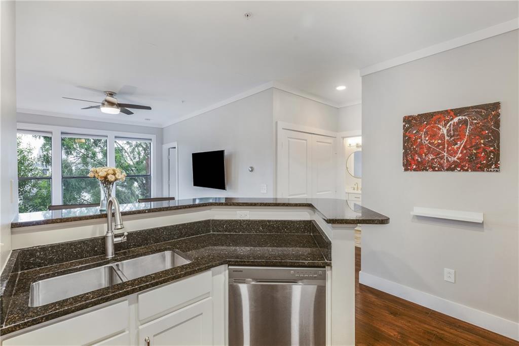 821 Ralph Mcgill Boulevard NE 2405