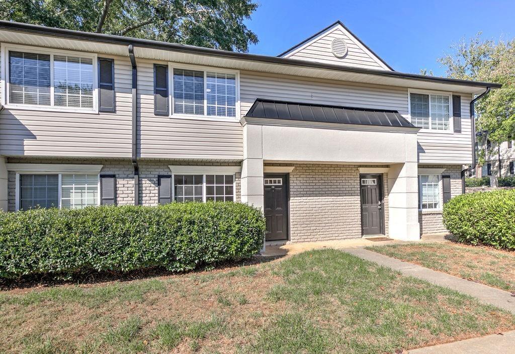 6940 Roswell Road 7E