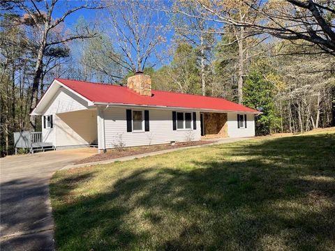 A home in Dahlonega