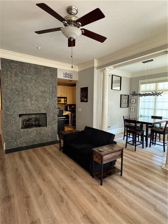 77 Peachtree Place NE 211