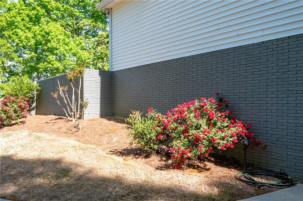 410 Ridgewood Drive, Calhoun, Georgia image 13
