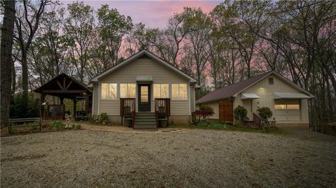 5 Colonial Club Drive SE Acworth GA 30102