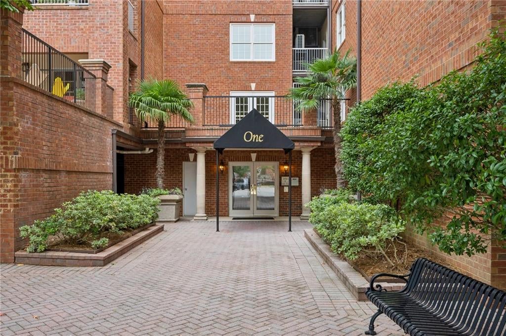 211 Colonial Homes Drive NW 1304