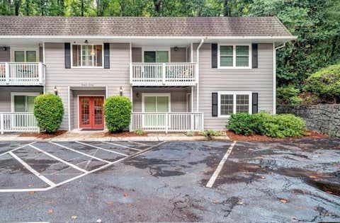 Condo For Sale - 3142 Reeves Street<br/> Smyrna, GA 30080