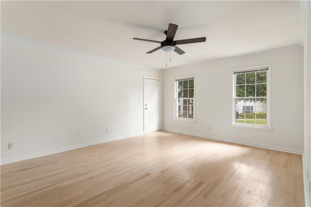 1101 Collier Road NW L5