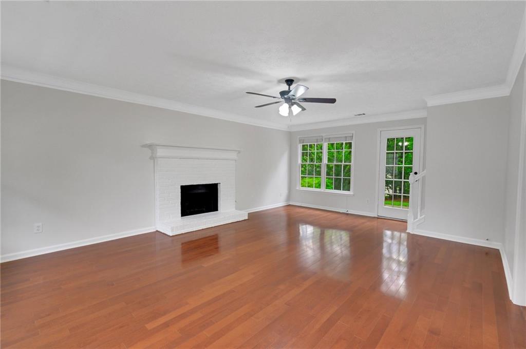 4009 Riverstone Drive, Suwanee, Georgia image 3