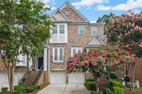 Townhouse For Sale - 2961 Rivergreen Lane<br/> Atlanta, GA 30339