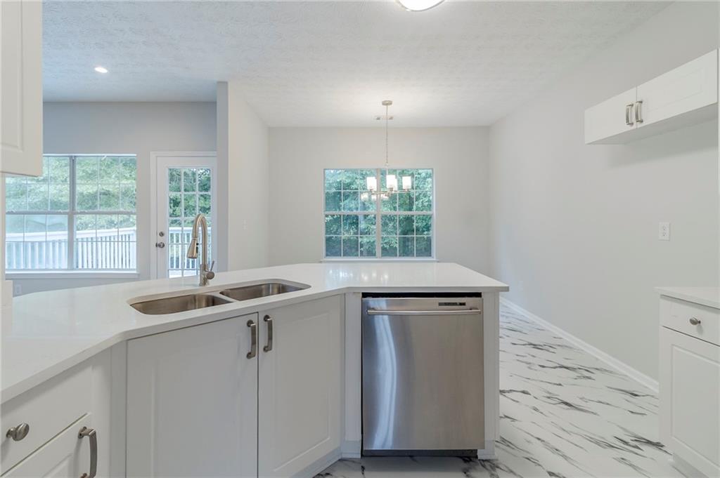 6118 Arbor Links Road