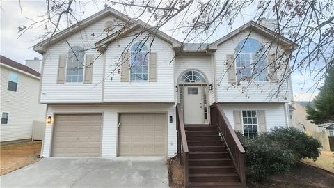 Homes For Sale - 2520 Carolina Ridge<br/> Riverdale, GA 30296