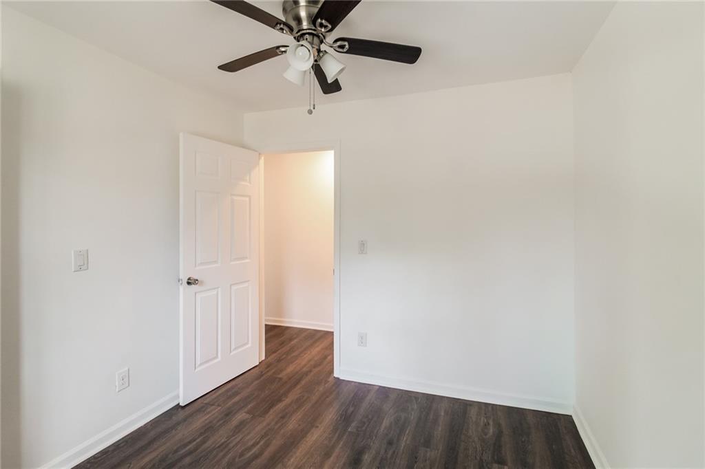 2330 Lago Drive, Jonesboro, Georgia image 14