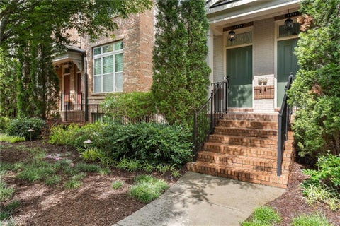 Townhouse For Sale - 1250 Lavista Circle<br/> Atlanta, GA 30324