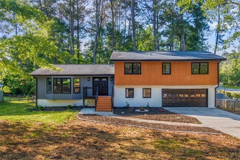 1129 Pinehurst Road Grayson GA 30017