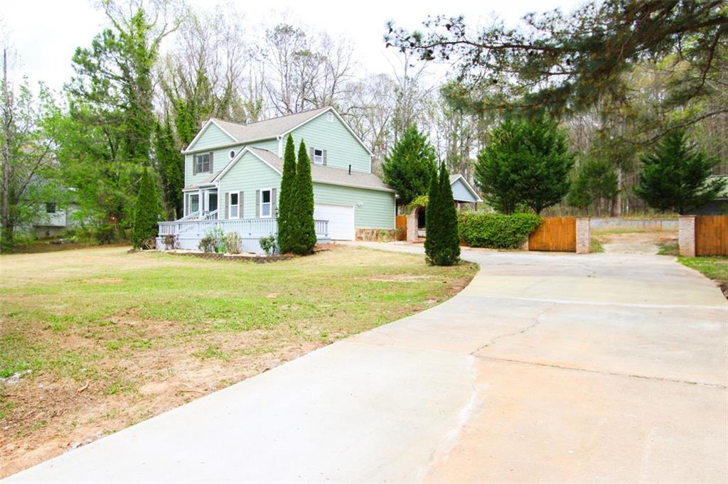 1206 Park Place Drive, Jonesboro, Georgia image 2