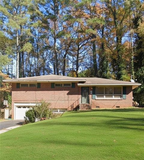 Homes For Sale - 1204 Club House Road<br/> Columbus, GA 31903