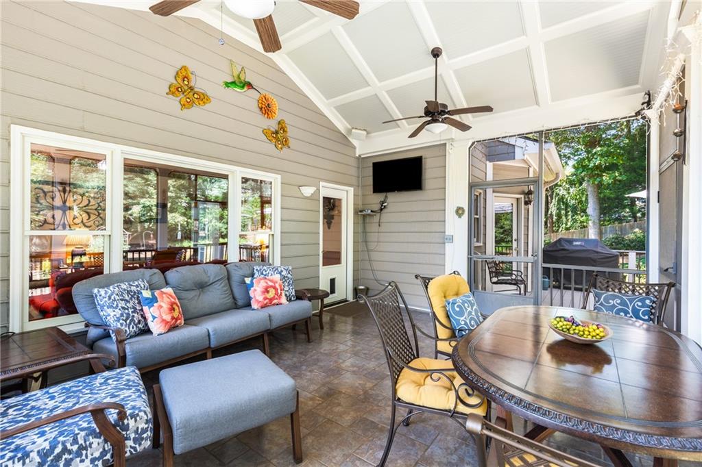 3308 Equestrian Trail NW