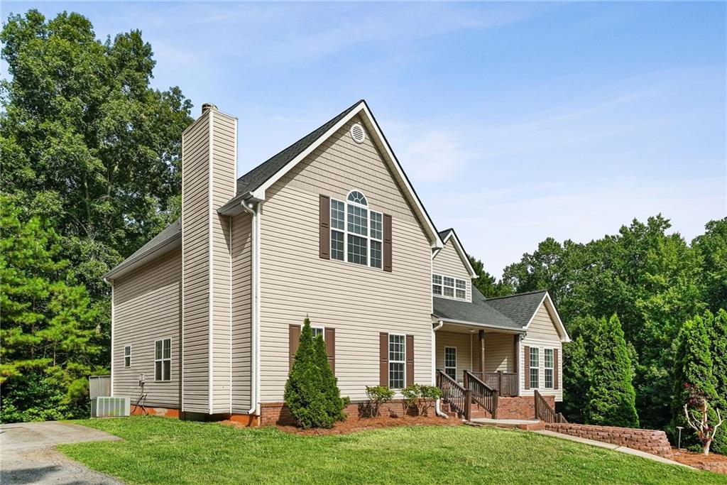 176 Oak Leaf Drive