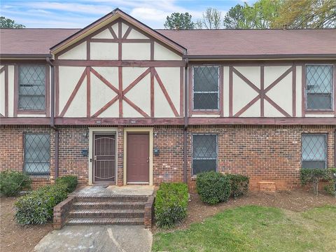 Condo For Sale - 3243 Abbeywood Drive<br/> Dekalb County, Decatur, GA 30034