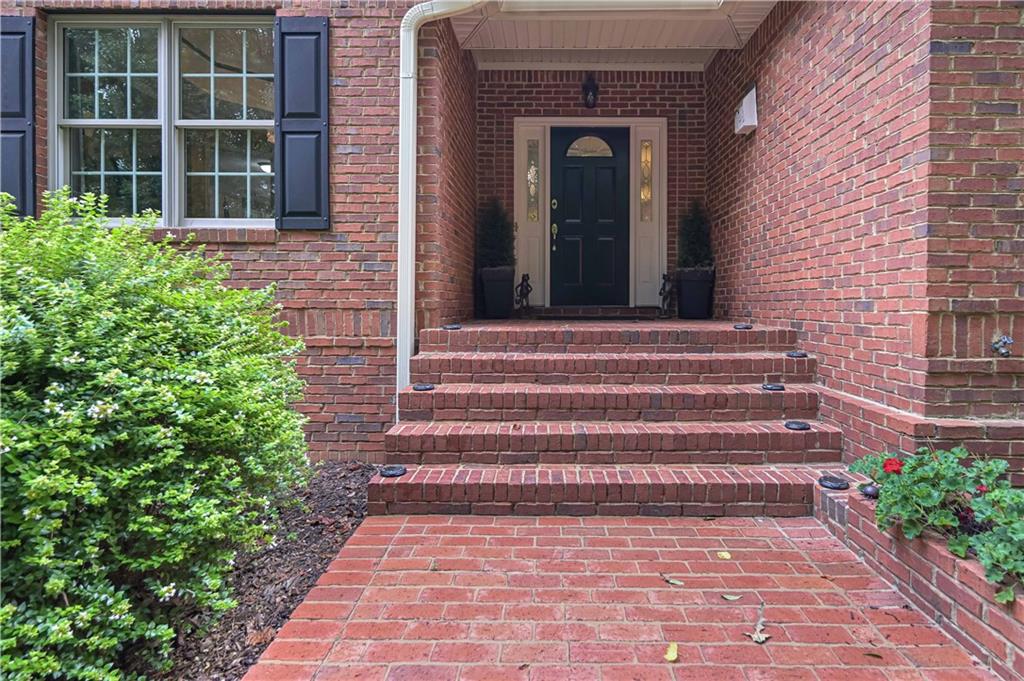 5885 West Chapel Hill Road