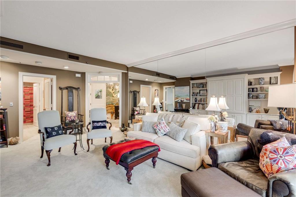 2660 Peachtree Road NW 10H
