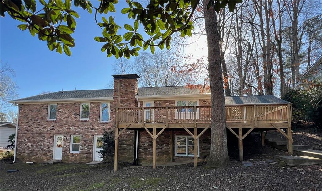 6570 Cherry Tree Lane NE