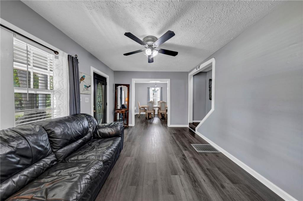 1011 Rainey Road