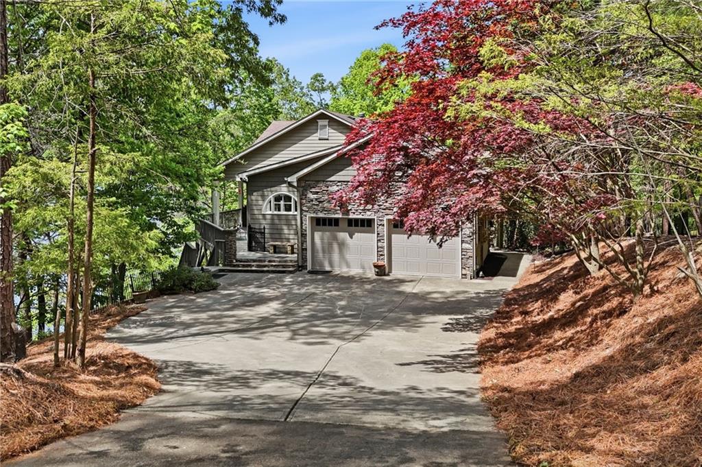 105 White Pine Court