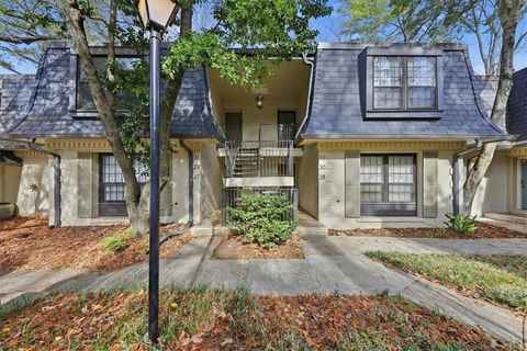 31 Cantey Place NW Atlanta GA 30327
