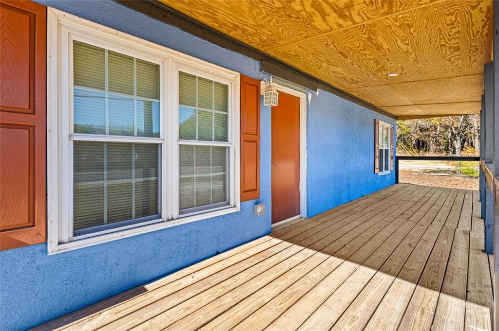 6109 ROOSEVELT Highway