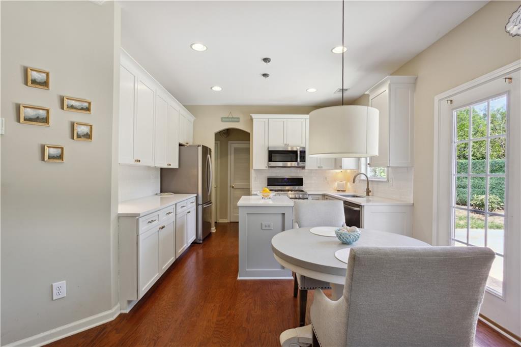 4545 Chelton Court SE