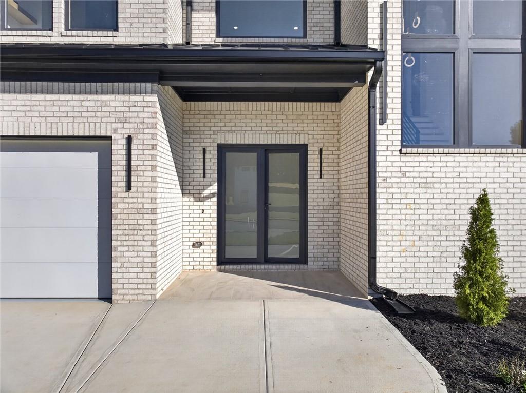 125 Rocky Ridge Way
