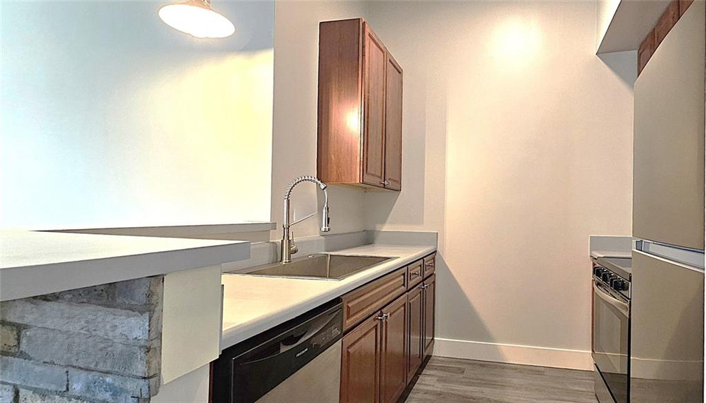502 Pryor Street SW 301