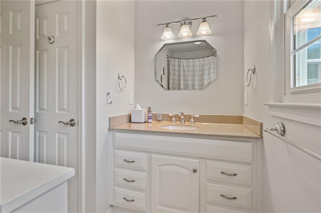 4423 Windsor Oaks Circle, Marietta, Georgia image 32