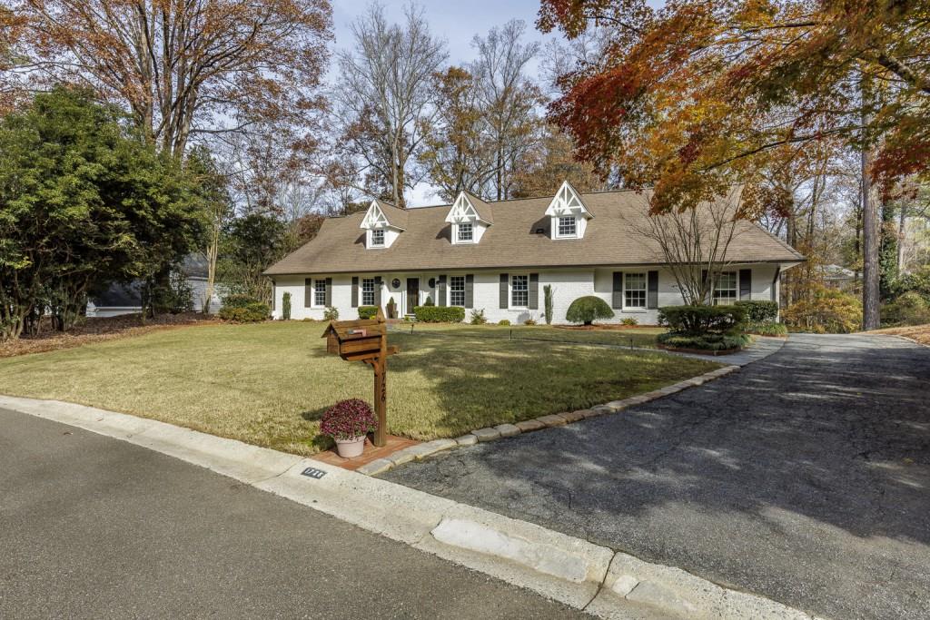 1726 Houghton Court, Dunwoody, Georgia image 3