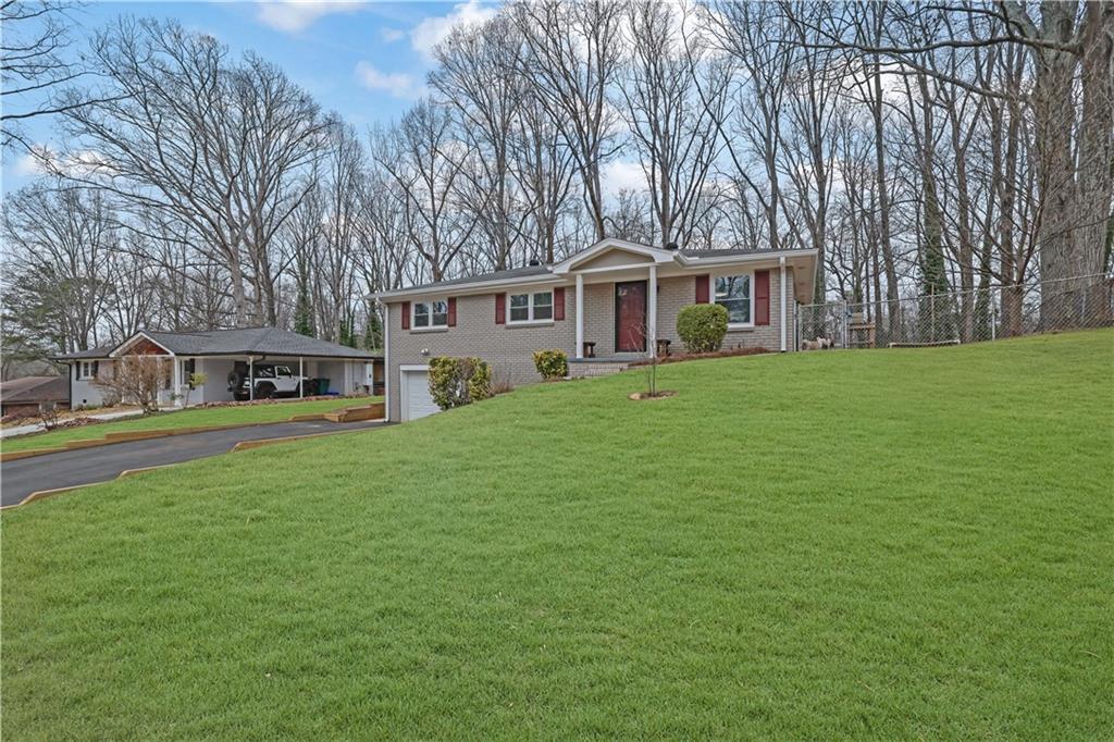 3091 Clifton Road SE