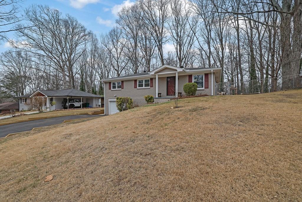 3091 Clifton Road SE