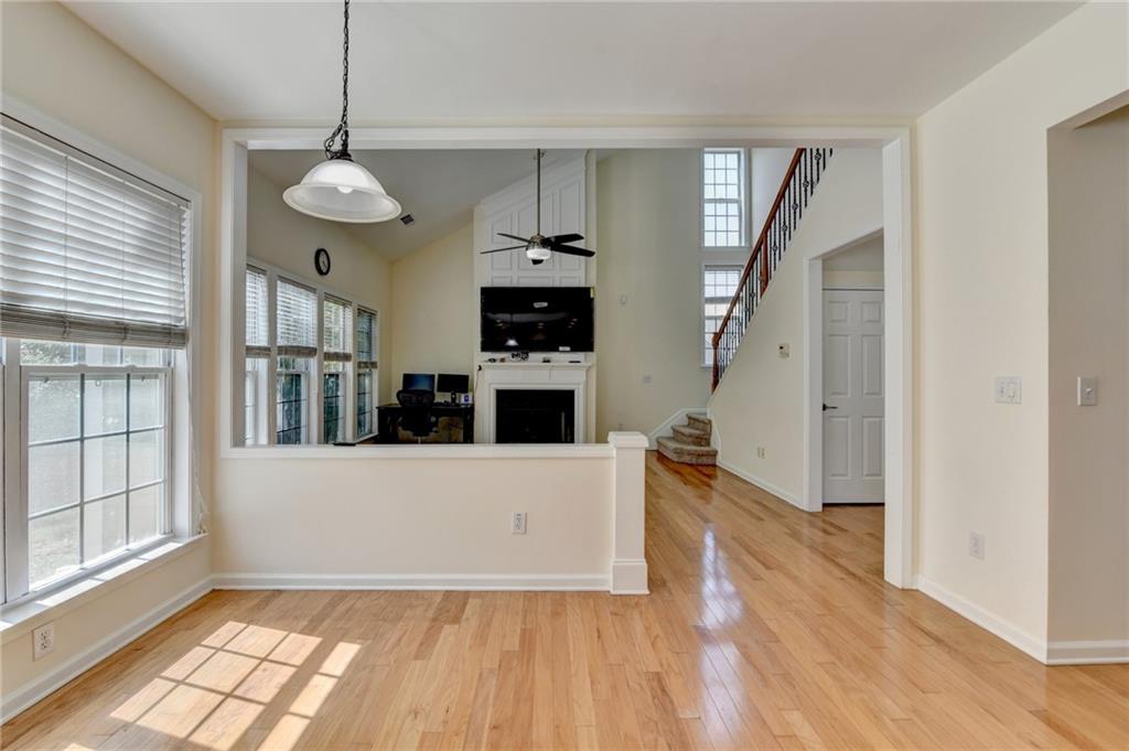 645 Earlham Drive, Suwanee, Georgia image 20