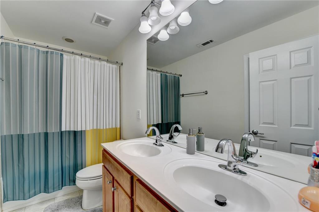 645 Earlham Drive, Suwanee, Georgia image 34