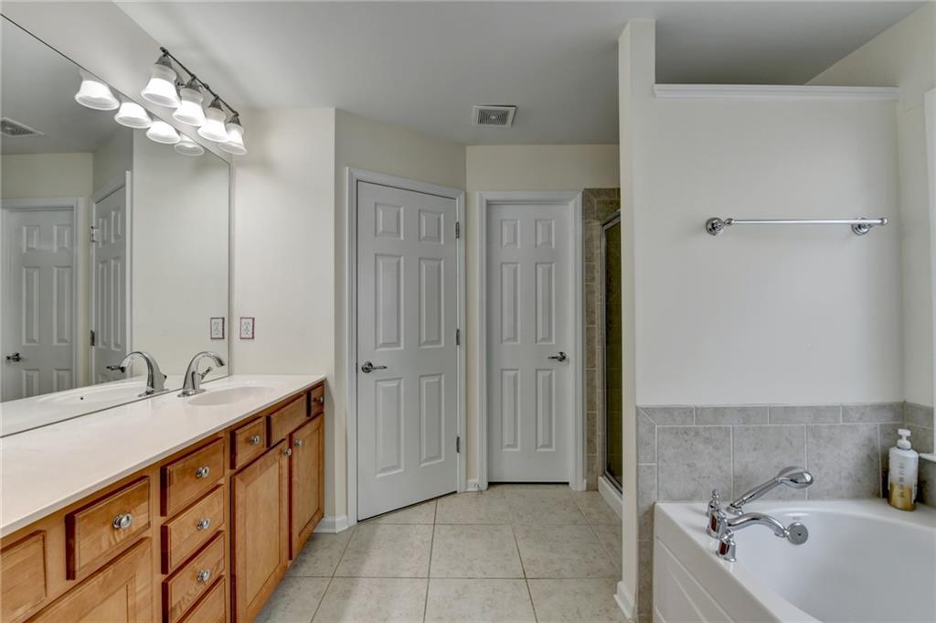 645 Earlham Drive, Suwanee, Georgia image 43