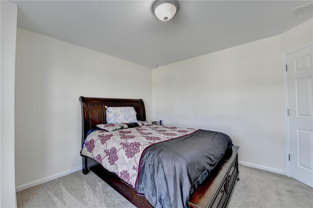 645 Earlham Drive, Suwanee, Georgia image 33