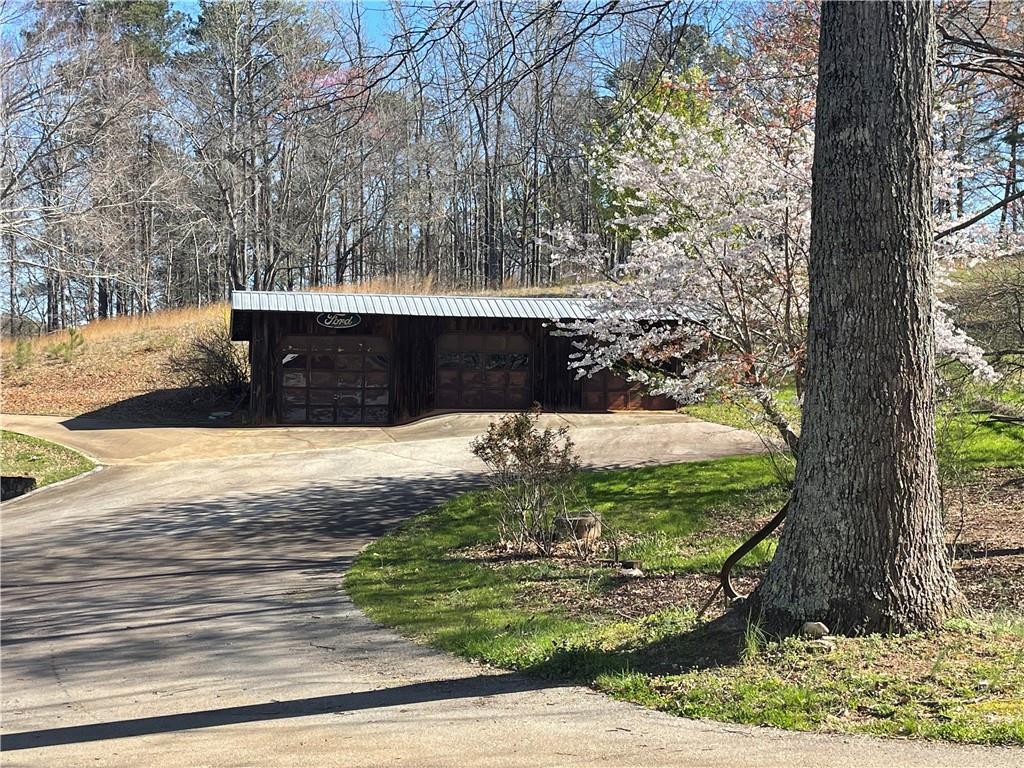 3721 Mason Creek Road