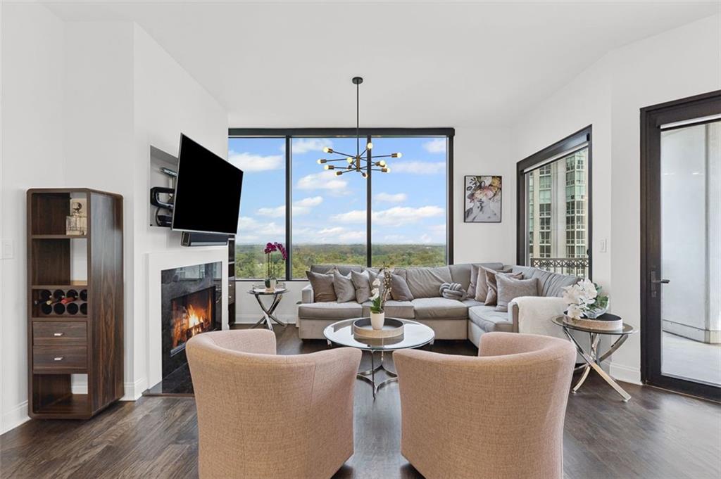 2828 PEACHTREE Road NW 1704