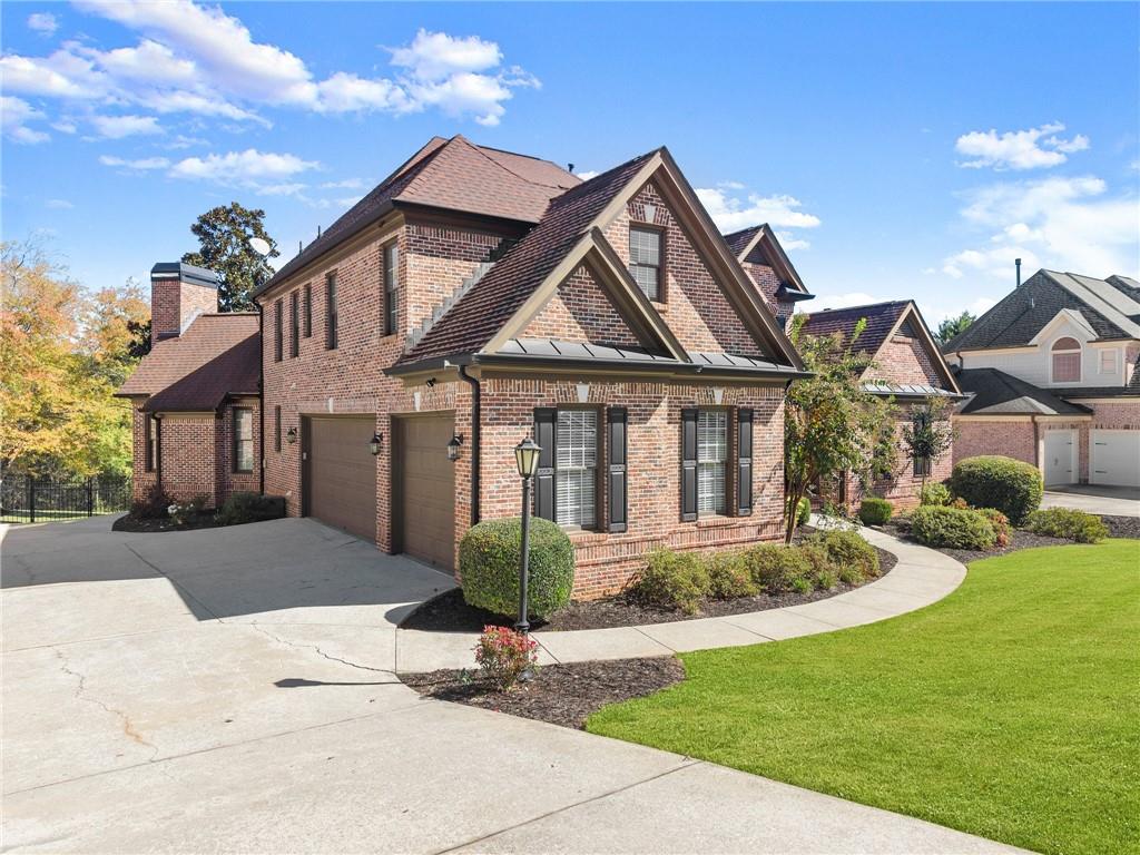 3905 Greenside Court