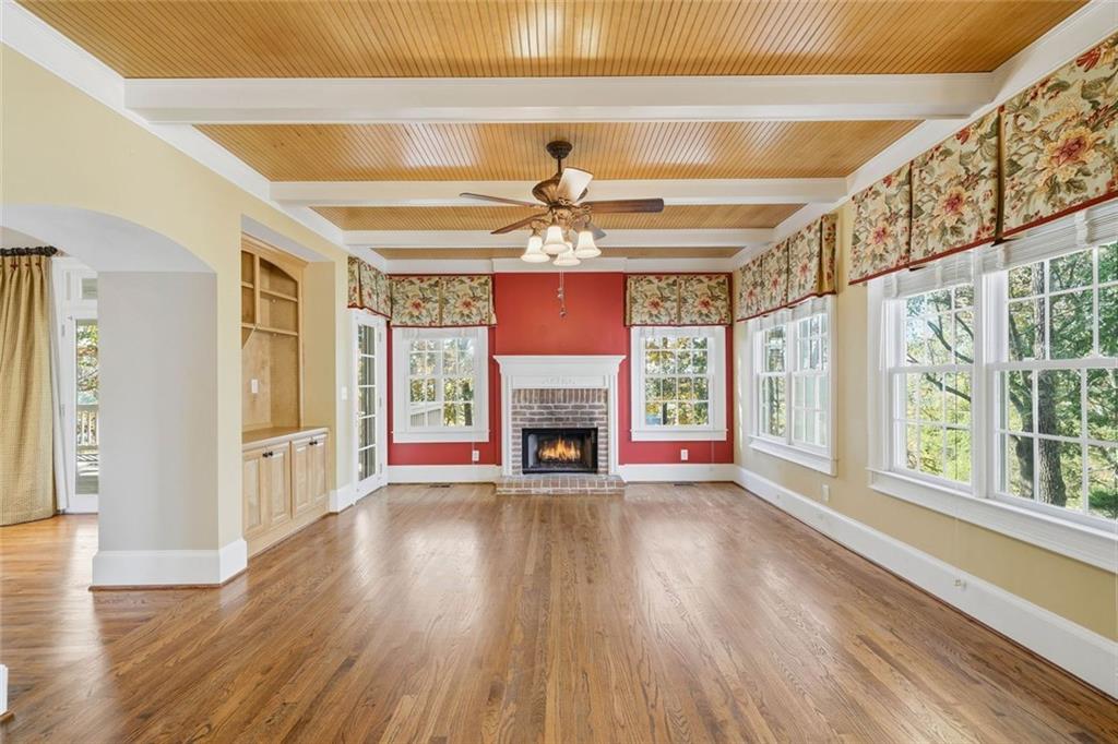 BRADSHAW FARM - Residential