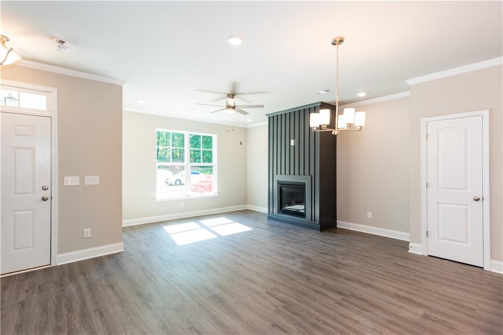 3352 Landings South Drive, Atlanta, Georgia image 9