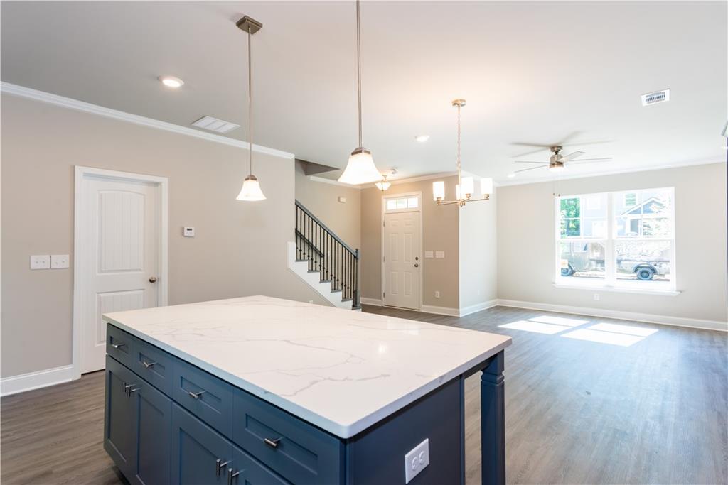 3352 Landings South Drive, Atlanta, Georgia image 12