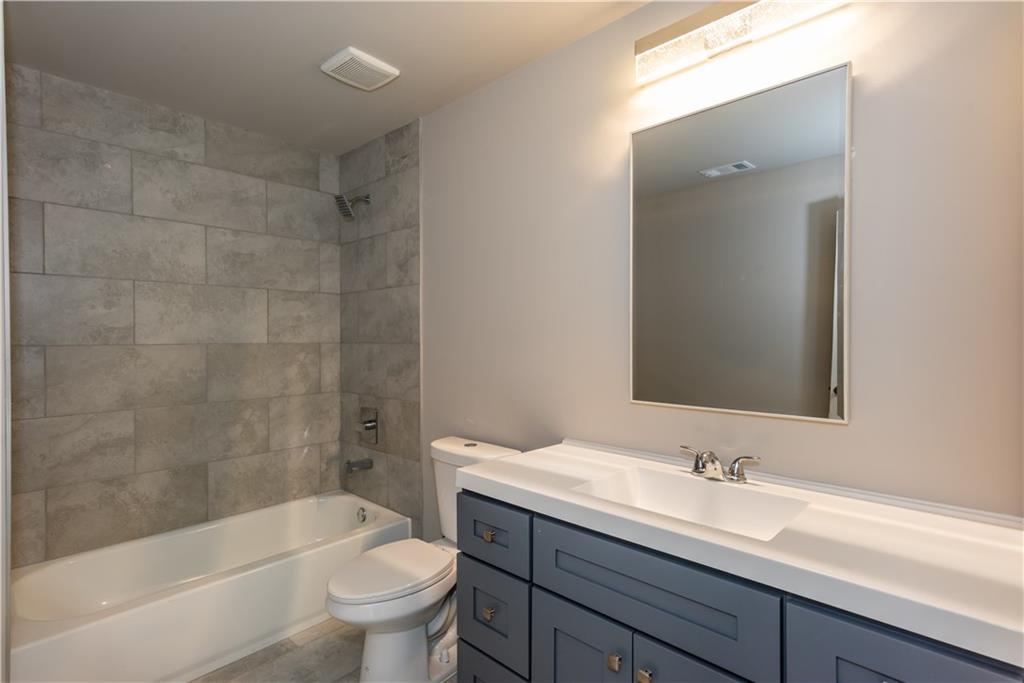 3352 Landings South Drive, Atlanta, Georgia image 25