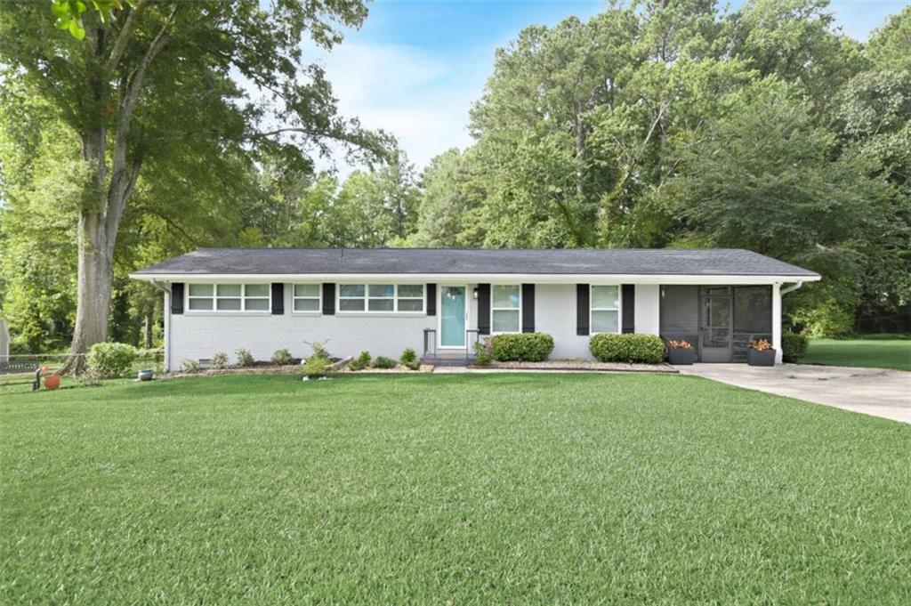 Welcome to your beautiful cute ranch home that combines modern finishes with an unbeatable location-perfect for comfortable living and entertaining and gatherings. This move in ready home features 3 bedrooms / 2 bathrooms. Gorgeous hardwood & tile flooring throughout. Bright, open eat-in kitchen featuring stainless steel appliances. Owner's suite with private bath. Sunroom that floods with natural light and large screened in recreational room for year round entertainment. From the stylish finishes to the thoughtful layout, this home was designed with comfortable in mind. You'll fall in love with the fresh renovations and the peaceful backyard escape. Don't miss out-homes like this rarely stay available for long! Schedule your showing today and make this your next rental home!