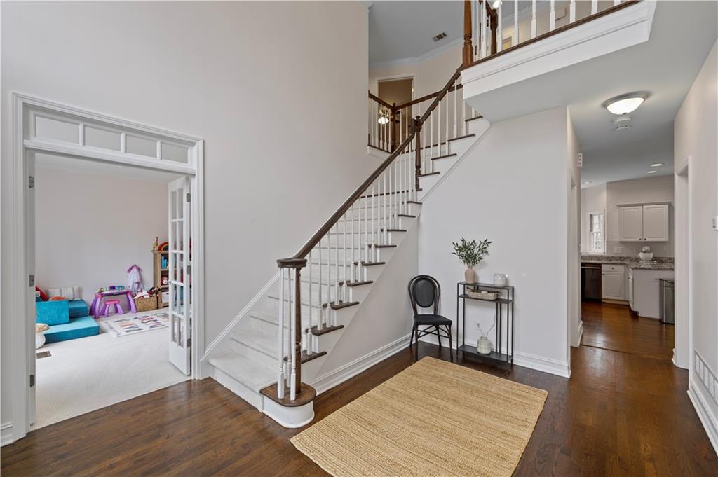 610 Ashwood Court, Woodstock, Georgia image 6