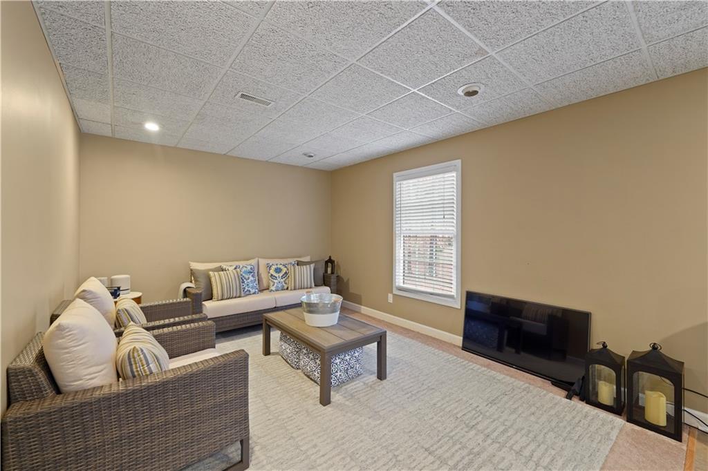 610 Ashwood Court, Woodstock, Georgia image 44