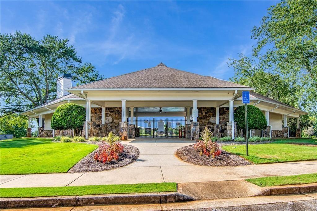 HERITAGE CREST - Residential